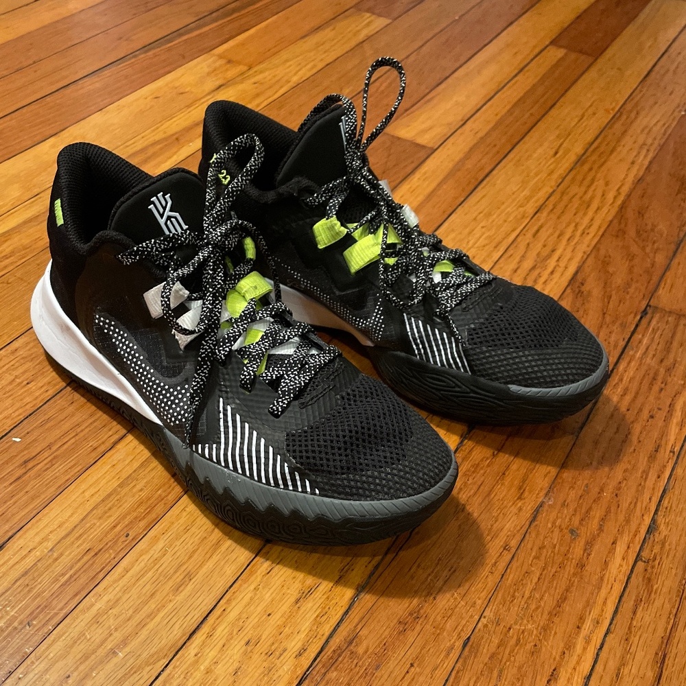 Kyrie Flytrap
